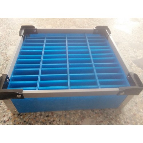Plastic Corrugated Bin with 52 partitions